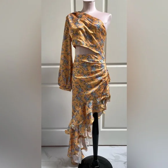 Mew Mews Yellow Floral Ruffled dress size L fits M Bronx and Banco inspired. - Picture 2 of 14